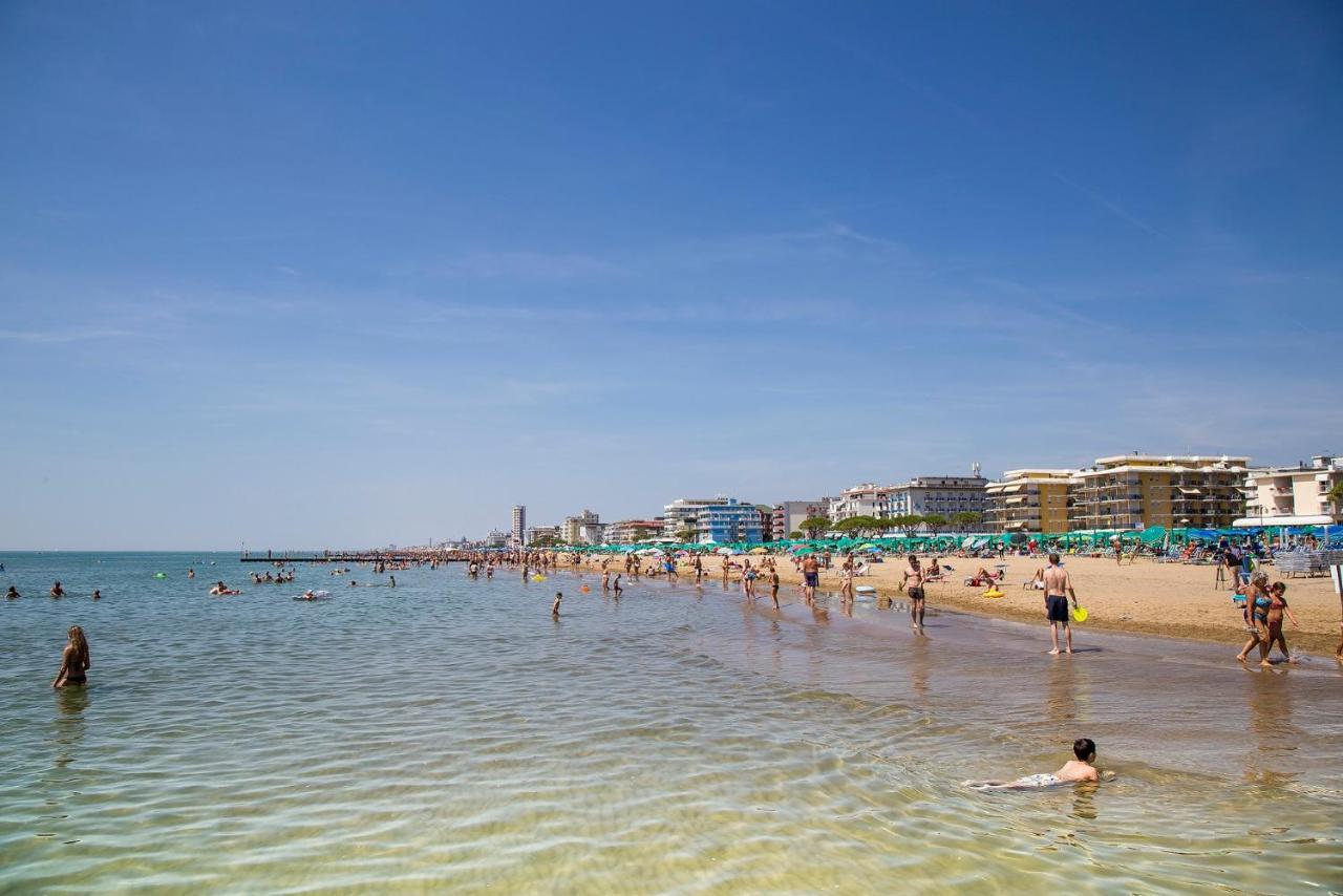 Giannina Lägenhet Lido di Jesolo Exteriör bild