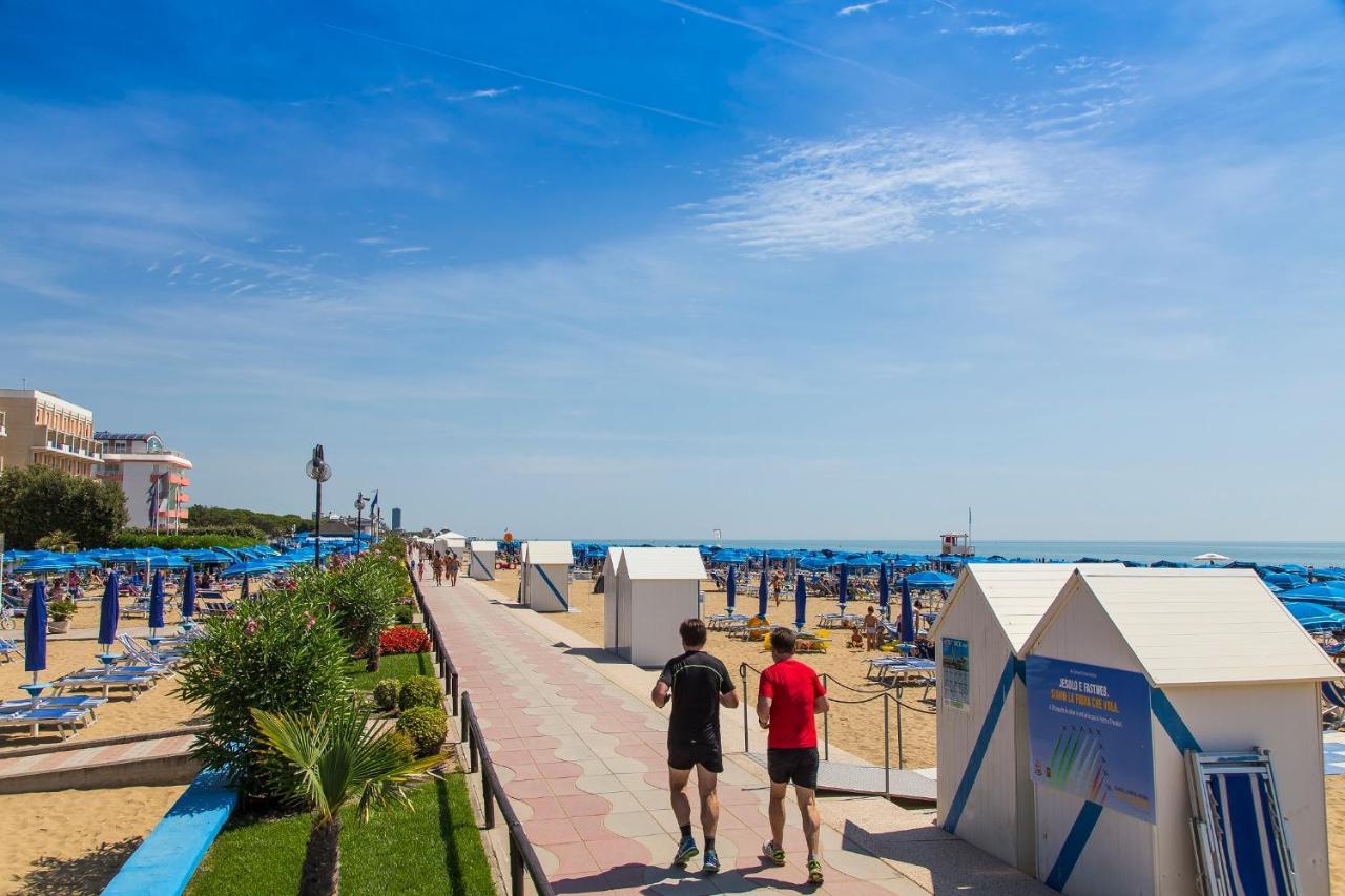 Giannina Lägenhet Lido di Jesolo Exteriör bild